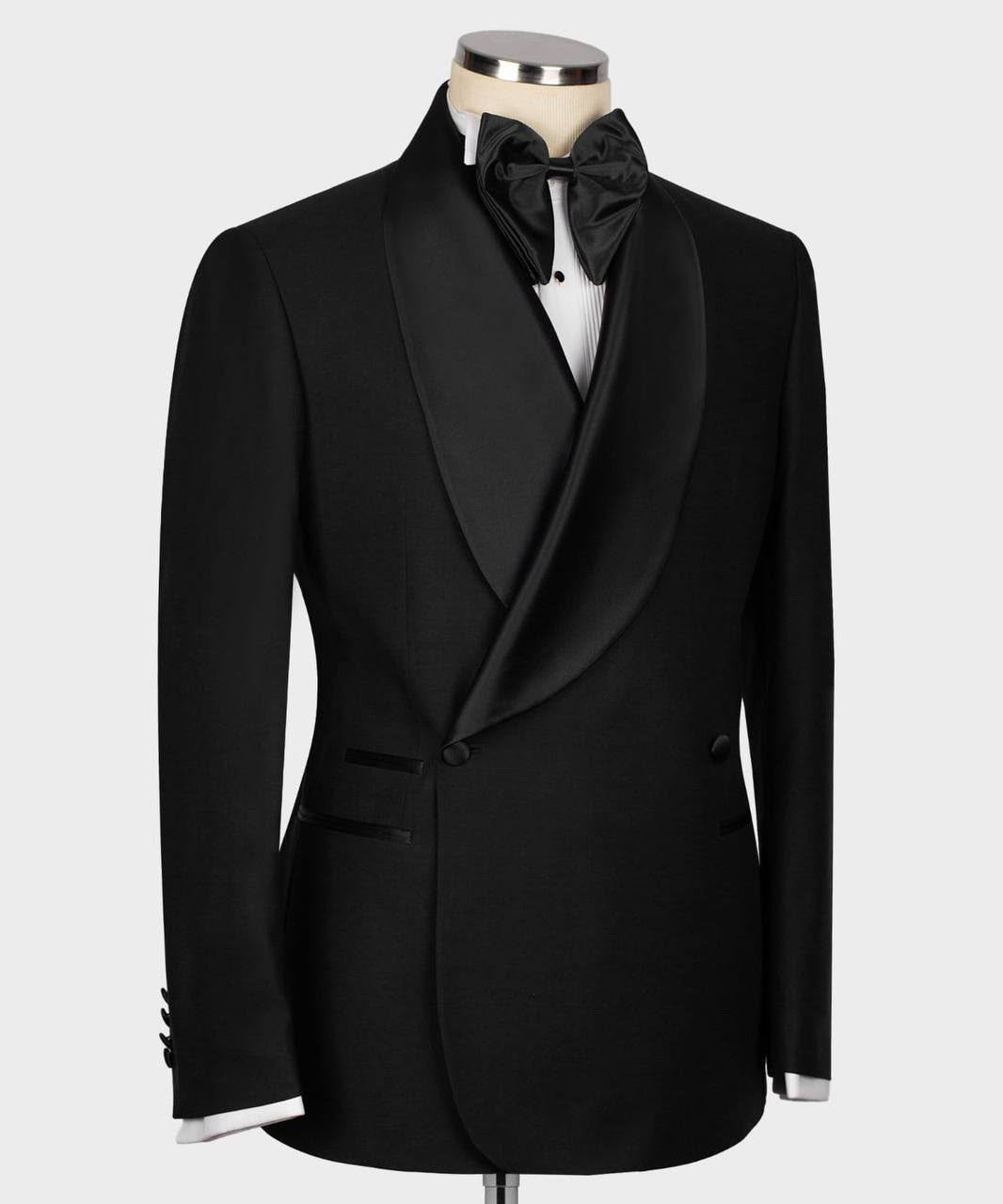 Black tuxedo jacket on a mannequin