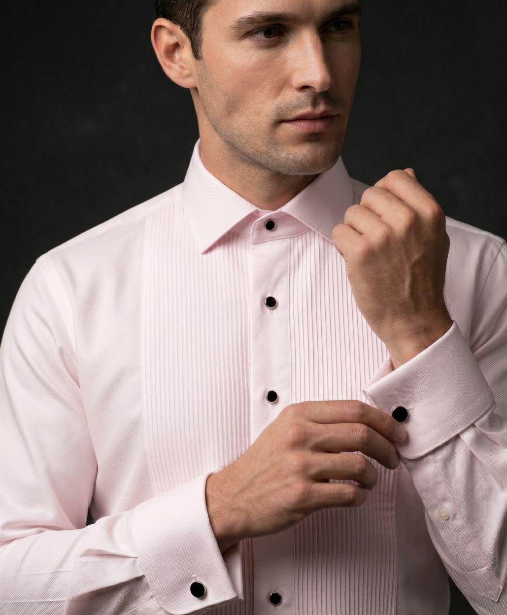 mens-white-formal-shirt-pleat-texture-detail_1